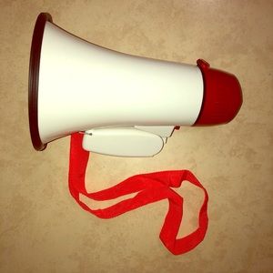 Dave & Busters 📣 📢 Megaphone!